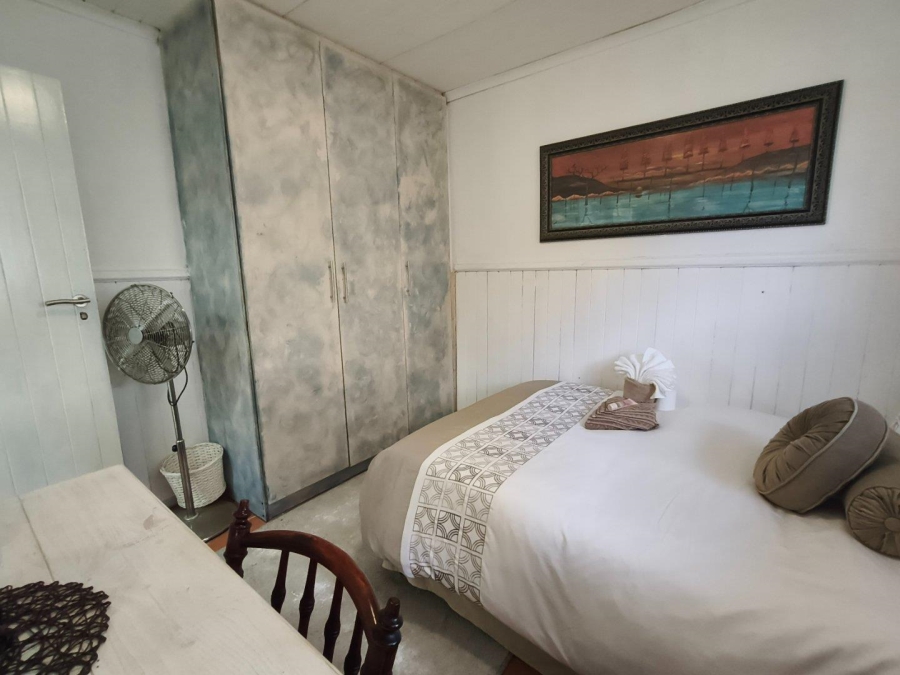 3 Bedroom Property for Sale in Wavecrest Eastern Cape